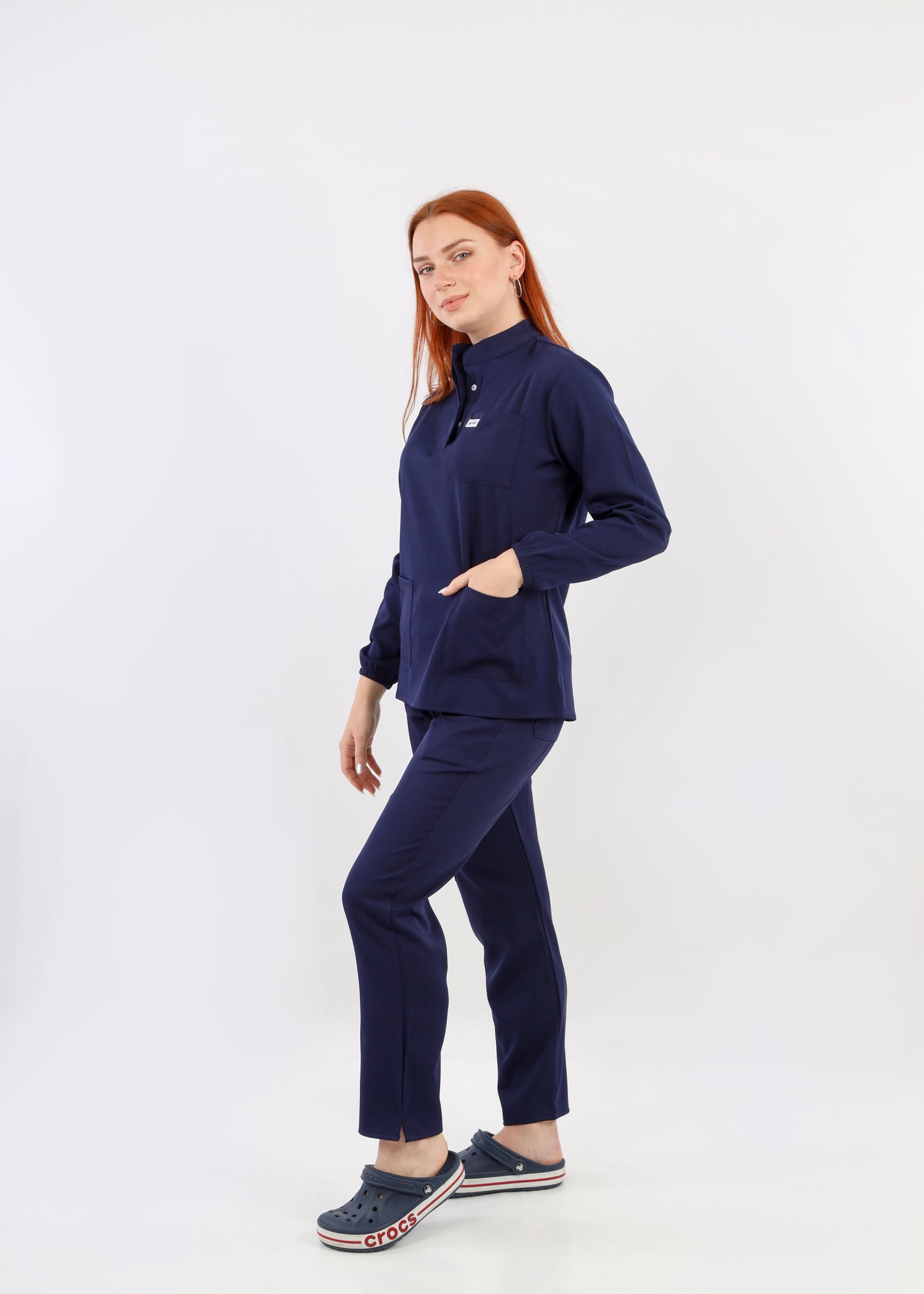 INDIANA SCRUBS - COL OFFICIER AVEC MANCHE NAVY BLUE