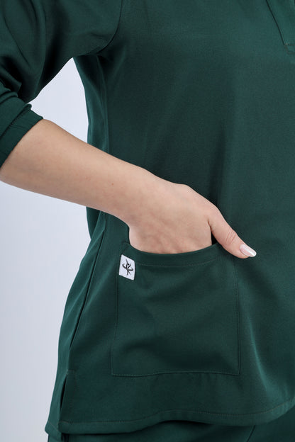 NEBRASKA SCRUBS - COL OFFICIER AVEC MANCHE FOREST GREEN