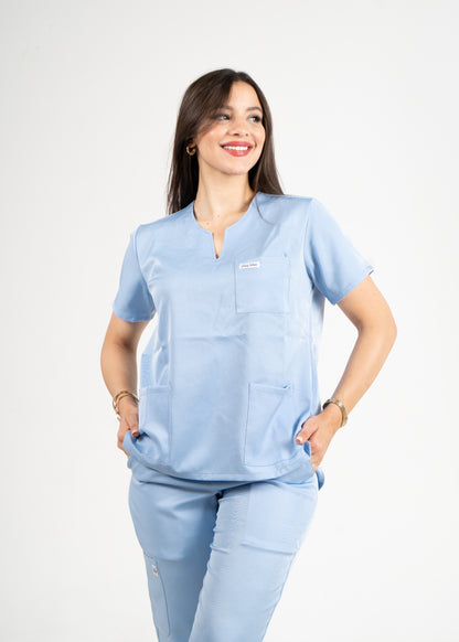 Bleu Ciel Scrubs - Col Tunisien